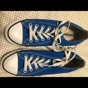 Royal blue converse
